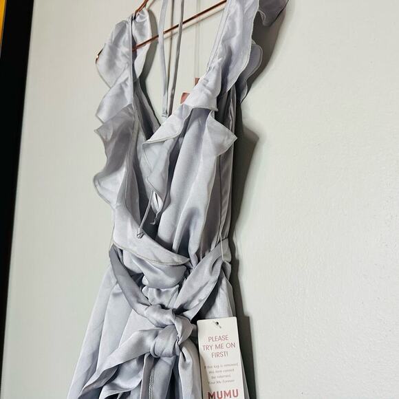 Show Me Your Mumu Samantha Silver Ruffle Layer Wrap Dress Size Extra Small NWT - Picture 12 of 16